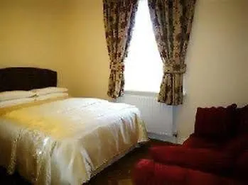 Konukevi Fairlight 3*